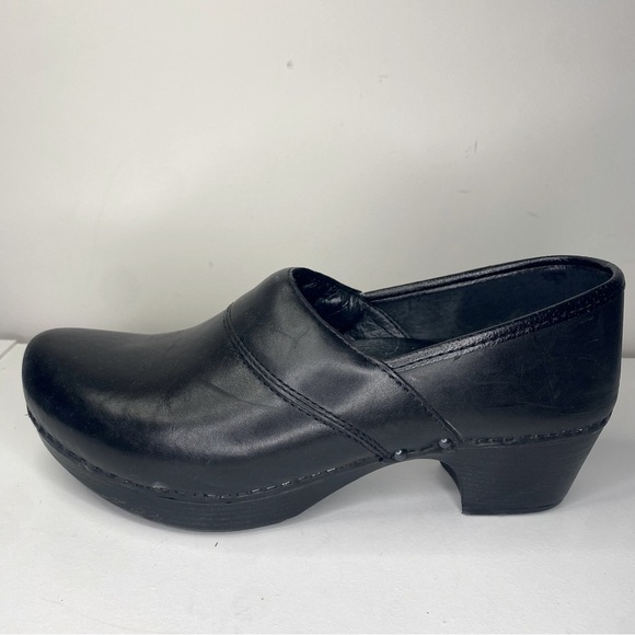 Dansko Black Nursing Slip On Work Clogs Size 41 10.5 11 Comfort Work Shoes - Picture 1 of 12